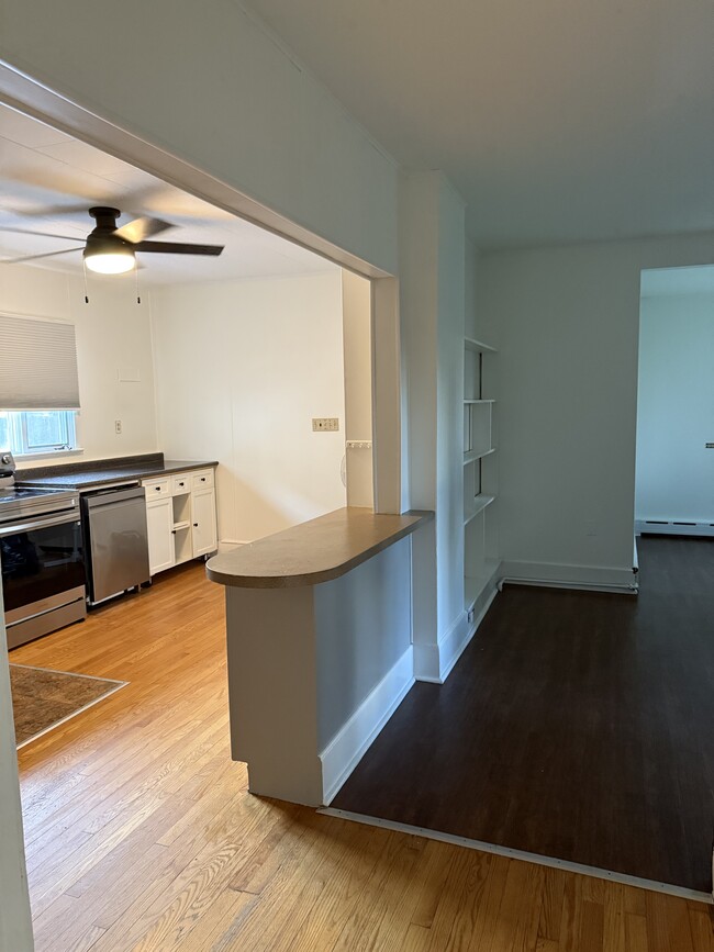 13 Alden St, Unit 13 Alden Street in Watervliet, NY - Building Photo - Building Photo