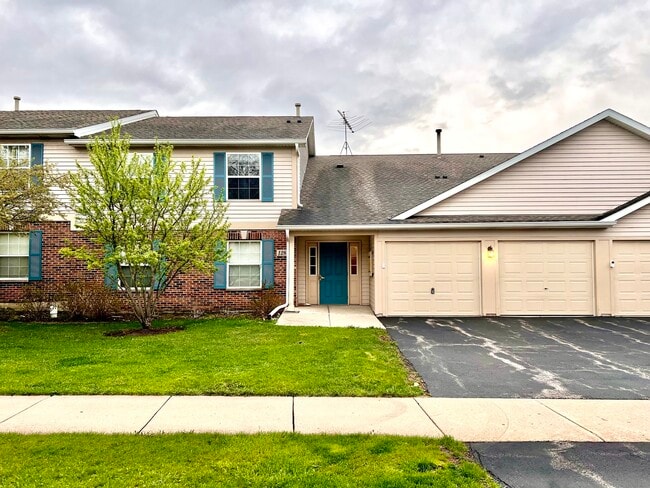 property at 1288 N Red Oak Cir