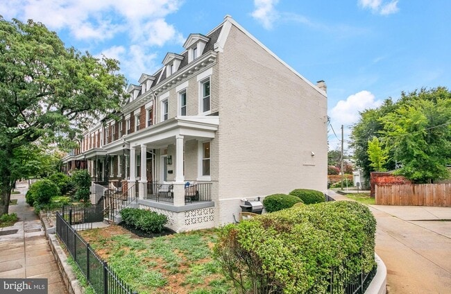 4023 New Hampshire Ave NW in Washington, DC - Building Photo - Building Photo