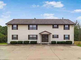 24 Scioto Dr in Heath, OH - Building Photo