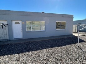 1126 N 27th St in Phoenix, AZ - Building Photo
