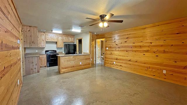 property at 1517 County Rd 706