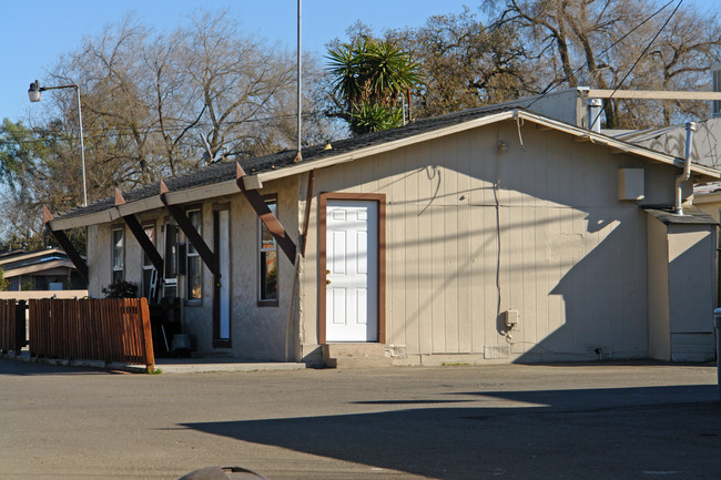 Sunrise  Apartments in Stockton, CA - Building Photo - Building Photo