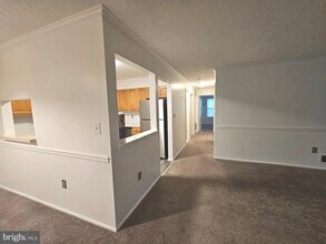 48 Juniper Way in Hamilton Township, NJ - Building Photo - Building Photo