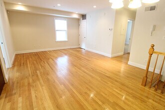 3 Griggs Pl in Boston, MA - Building Photo - Building Photo