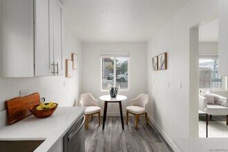 4654 33rd St, Unit 9 in San Diego, CA - Building Photo - Building Photo