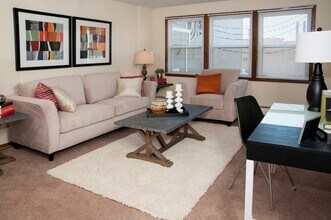 326 6th Ave Apartments in Minneapolis, MN - Building Photo - Building Photo