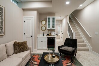 2587 Dayton Ave in Columbus, OH - Foto de edificio - Building Photo