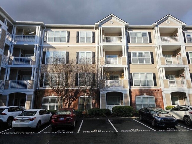 property at 4333 Dunwoody Pl