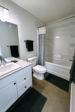 4257 Kinglet Dr in Edmonton, AB - Building Photo - Building Photo