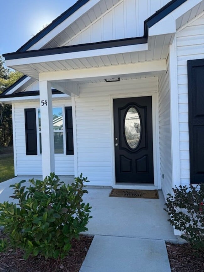 54 Dustin Ln in Crawfordville, FL - Building Photo - Building Photo