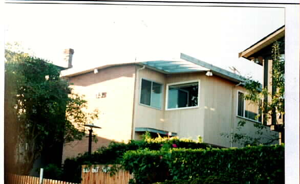 613 W Emerson St in Seattle, WA - Foto de edificio - Building Photo