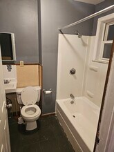 129 Chace St in Fall River, MA - Foto de edificio - Building Photo