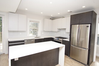 3 Evandale Ter, Unit 1 in Boston, MA - Foto de edificio - Building Photo