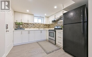 733 Gorham St in Newmarket, ON - Building Photo - Building Photo