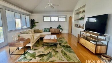 61613 Iliohu Pl in Haleiwa, HI - Building Photo - Building Photo