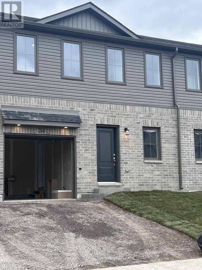 34 Campbell Cres