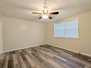 8355 Lawton St in Pensacola, FL - Building Photo - Building Photo