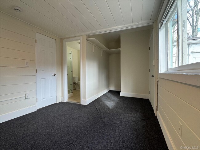 47 Tinker St in Woodstock, NY - Building Photo - Building Photo