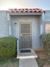 5419 W Sheena Dr in Glendale, AZ - Building Photo - Building Photo