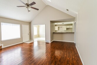 5356 Ross Rd in Memphis, TN - Building Photo - Building Photo