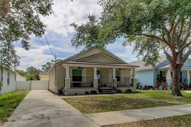 property at 7214 S De Soto St