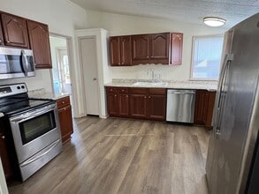 206 Hialeah Dr in Kingsport, TN - Building Photo - Building Photo