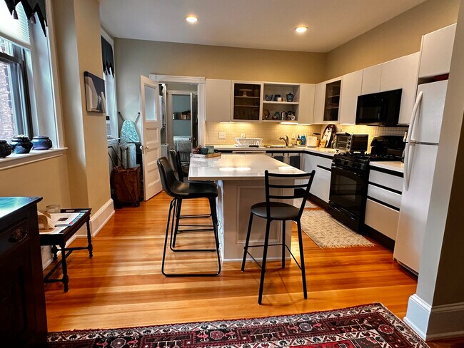 24 Beaufort Rd, Unit 3