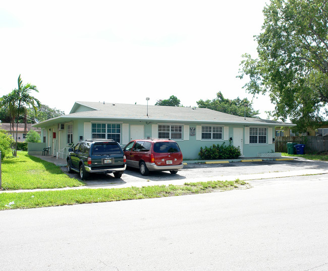 11301 NE 12th Ave in Miami, FL - Building Photo - Building Photo