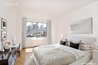 230 E 79th St-Unit -: 9F in New York, NY - Building Photo - Building Photo