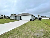 16090 Overdale Ct in Punta Gorda, FL - Foto de edificio - Building Photo