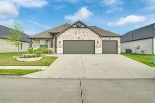 117 Community Dr in Lavon, TX - Building Photo