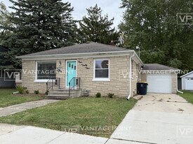 424 Gray St in Green Bay, WI - Building Photo