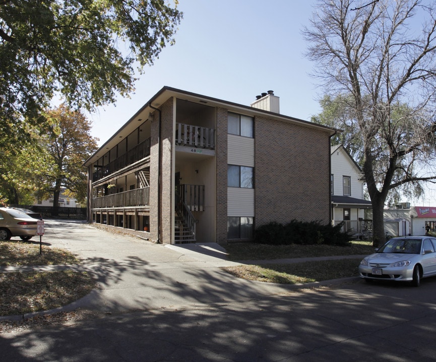 4833 Walker Ave in Lincoln, NE - Foto de edificio