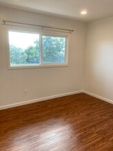 1434 Meyers St, Unit 0 in Honolulu, HI - Foto de edificio - Building Photo