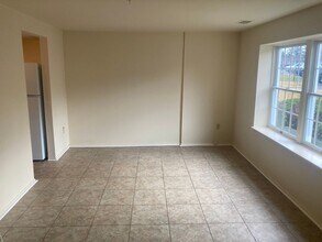 9640 Greenmeadow Cir in Glen Allen, VA - Building Photo - Building Photo