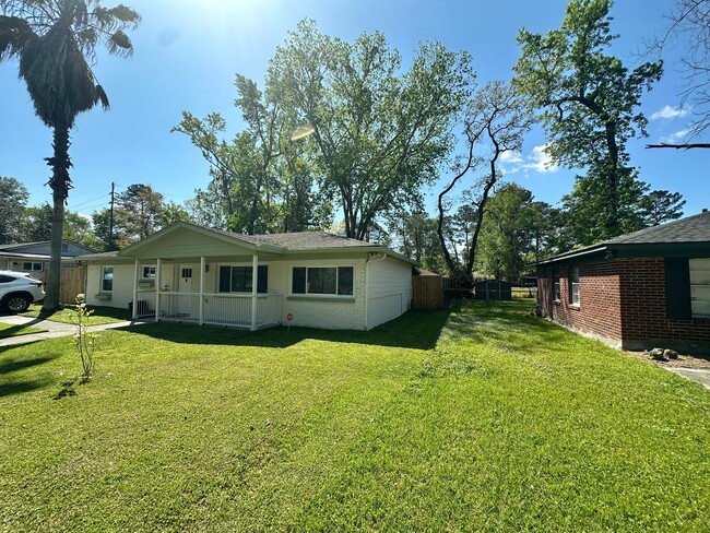 1815 E 58th St in Savannah, GA - Building Photo - Building Photo