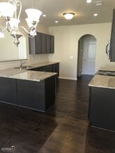 276 Stillwood Dr in Newnan, GA - Building Photo - Building Photo