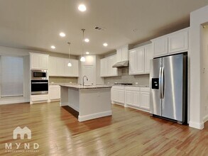 3105 Damsel Sauvage Ln, Unit 5420-04 in Lewisville, TX - Building Photo - Building Photo