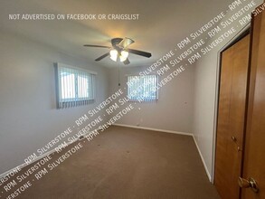 244 W Drahner Rd in Oxford, MI - Building Photo - Building Photo