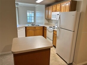 5552 Bentgrass Dr in Sarasota, FL - Foto de edificio - Building Photo