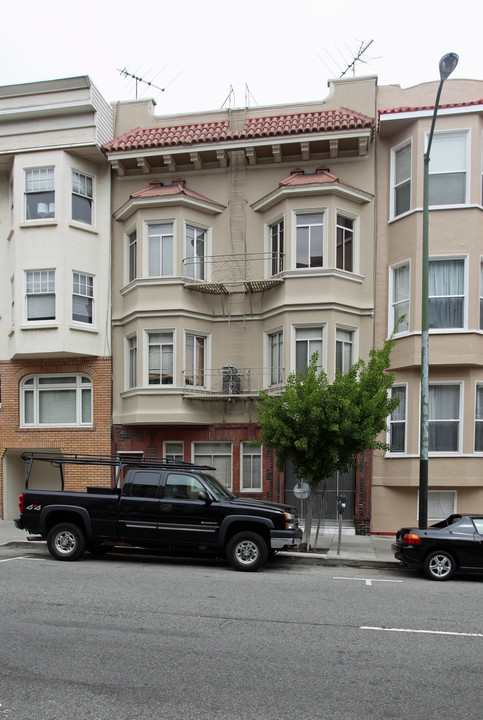 1732 Washington St in San Francisco, CA - Building Photo