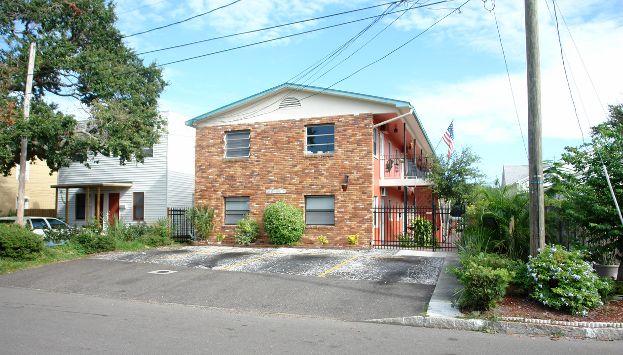 1319 17th Ave N in St. Petersburg, FL - Building Photo