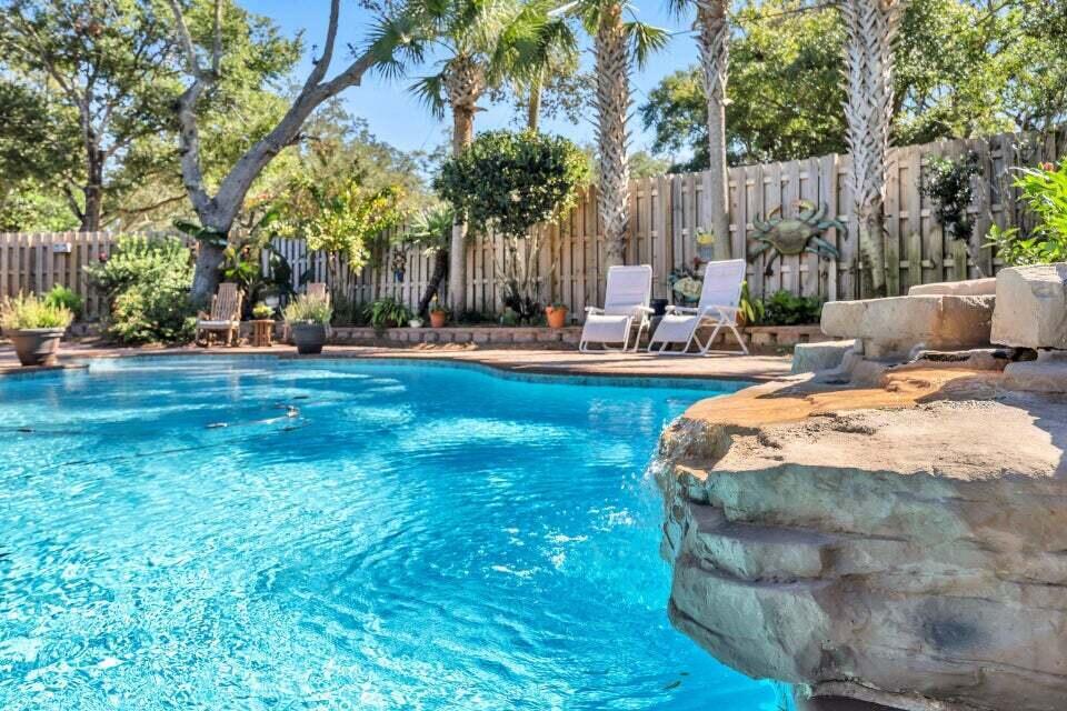 418 Calhoun Ave in Destin, FL - Building Photo