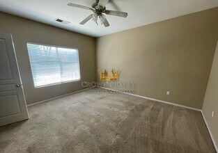 1315 Zinfandel Ct in Tulare, CA - Building Photo - Building Photo