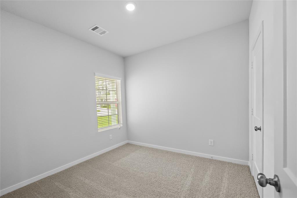 21239 Rising Hts St in Porter, TX - Building Photo