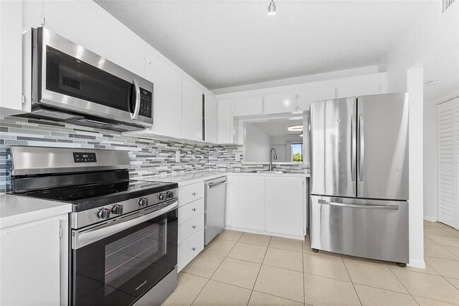property at 4101 Hiatus Rd