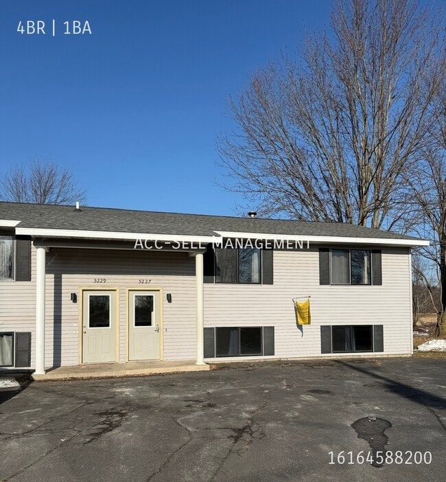 property at 5227 Rich St