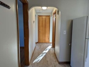 652 Armistice Blvd in Pawtucket, RI - Building Photo - Building Photo