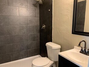 3041 Sunnyvale St in Dallas, TX - Building Photo - Building Photo